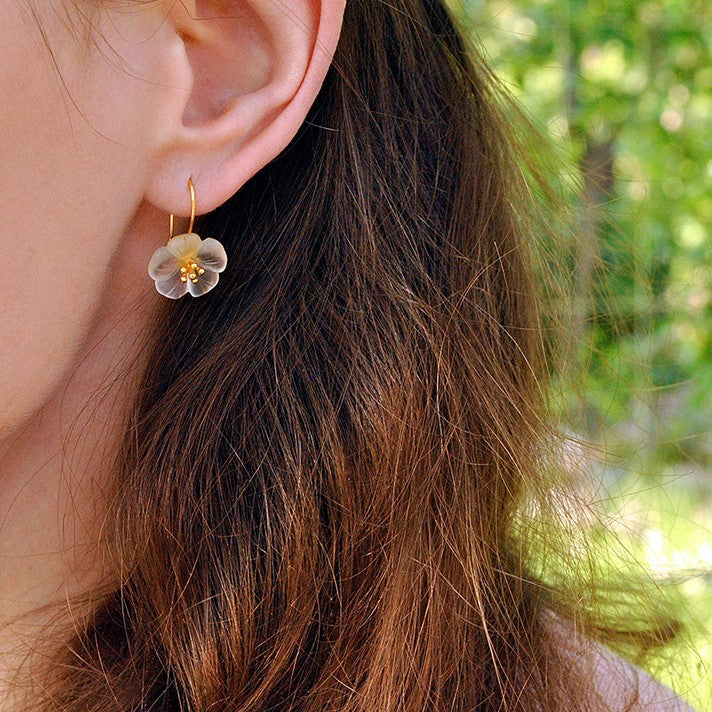 Pendientes flor bajo la lluvia S925 plata 18K, Pendientes colgantes de flor de lluvia de cristal hechos a mano, Pendientes florales, Regalo para ella