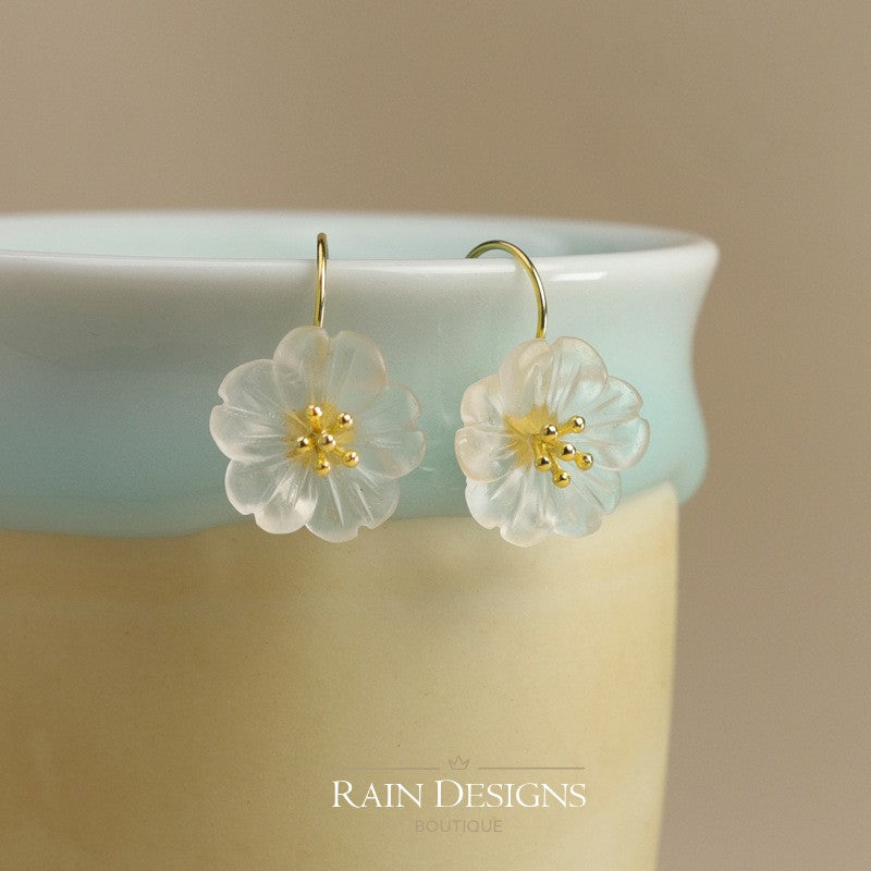 Pendientes flor bajo la lluvia S925 plata 18K, Pendientes colgantes de flor de lluvia de cristal hechos a mano, Pendientes florales, Regalo para ella