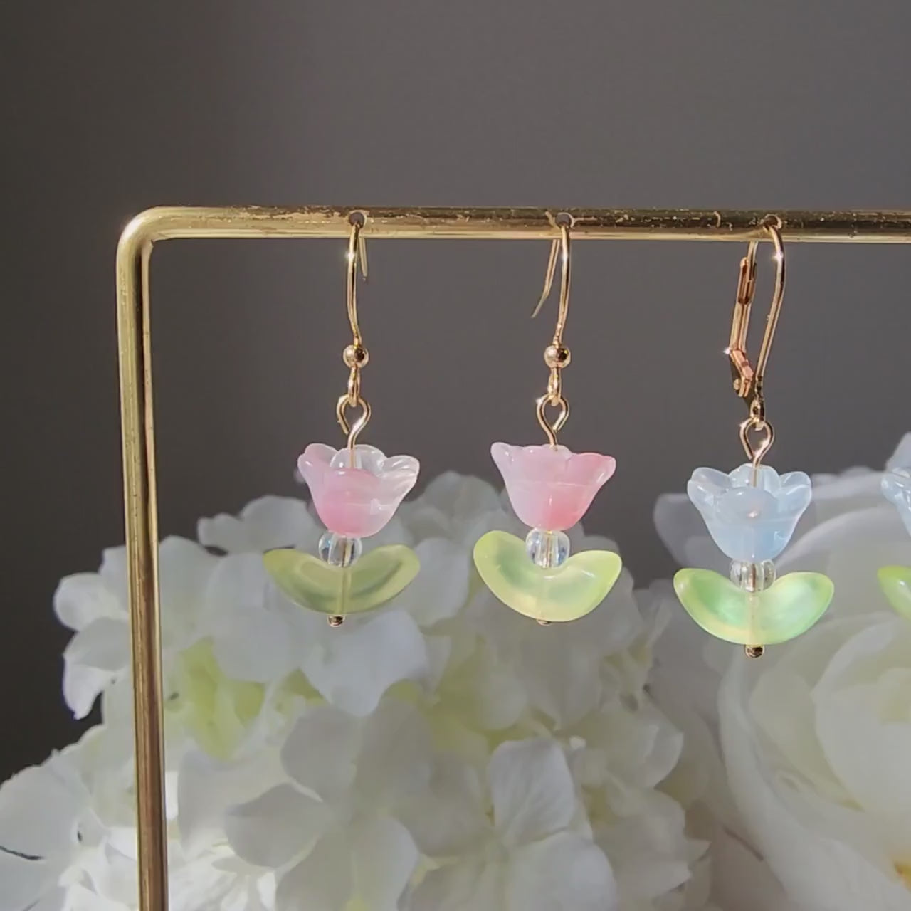 Soft color wildflower dangle earrings, small flower on vintage Czech leaf earrings, floral drop earrings, vintage style flower leaf earrings