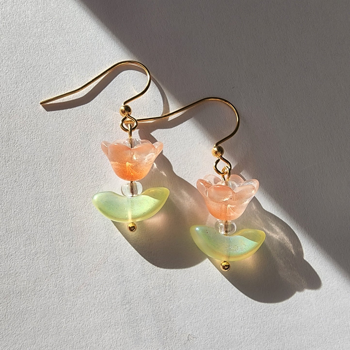 Soft color wildflower dangle earrings, small flower on vintage Czech leaf earrings, floral drop earrings, vintage style flower leaf earrings