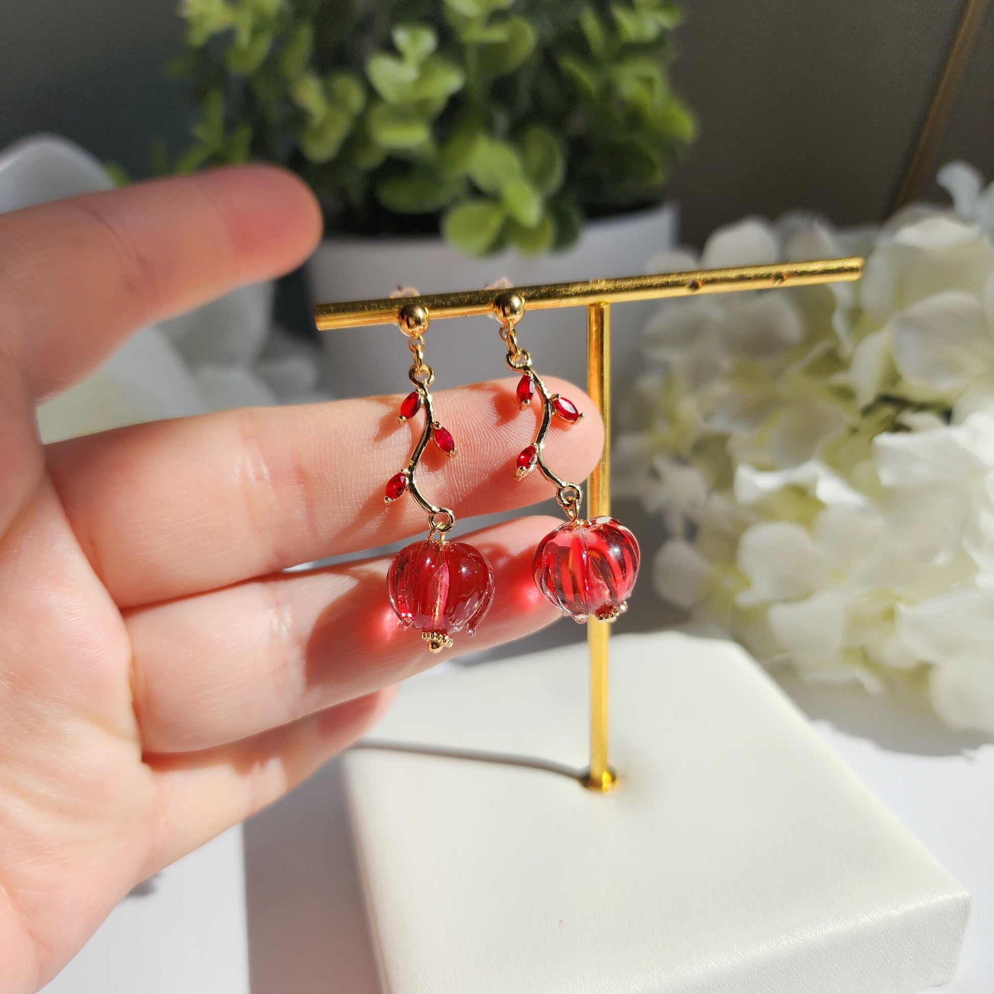 Tulip dangle earrings, glass tulip earrings, glass flower drop earring, gift for her