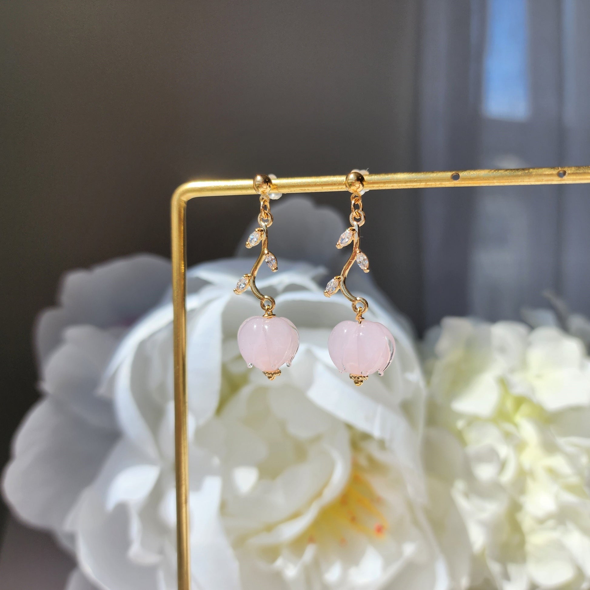 Tulip dangle earrings, glass tulip earrings, glass flower drop earring, gift for her