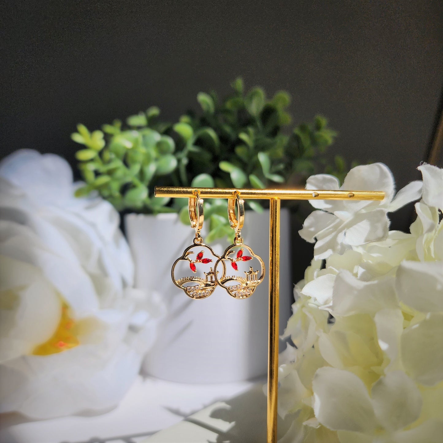 Chinese garden view huggie hoops, Asian ancient landscape dangle earrings, Hoop earrings, gift for her