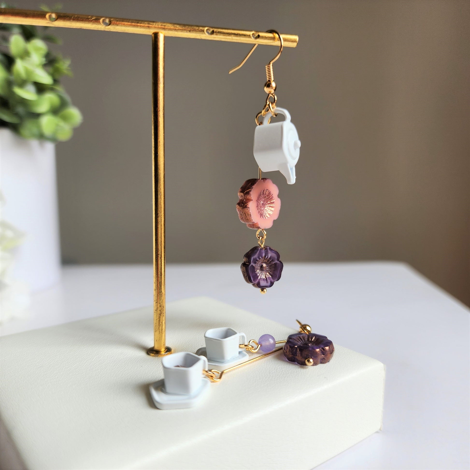 Hibiscus flower tea set earrings, Hibiscus flower dangle earrings, floral tea food earrings, Limited edition