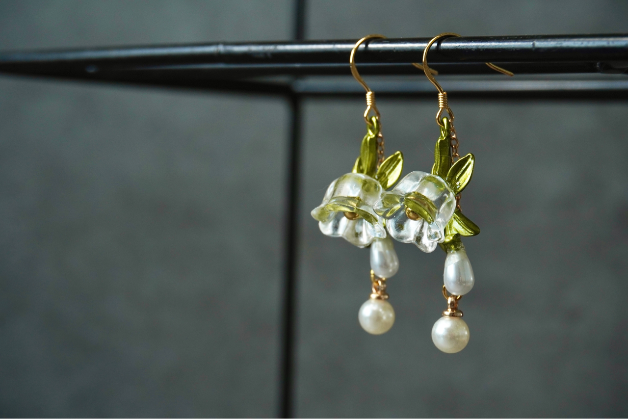 Crystal Resin Lily Dangle Earrings