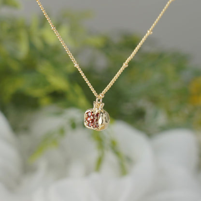 Collar de granada de oro, collar de fruta de granada, collar de comida, regalo para ella