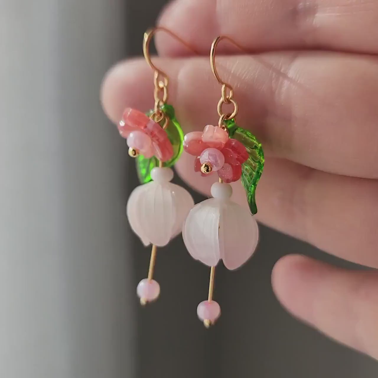 Soft color Flower Earrings, Flower and flower bud earrings, Floral Spring Earrings, Bridesmaid Earrings, Unique Bridal Party Earrings