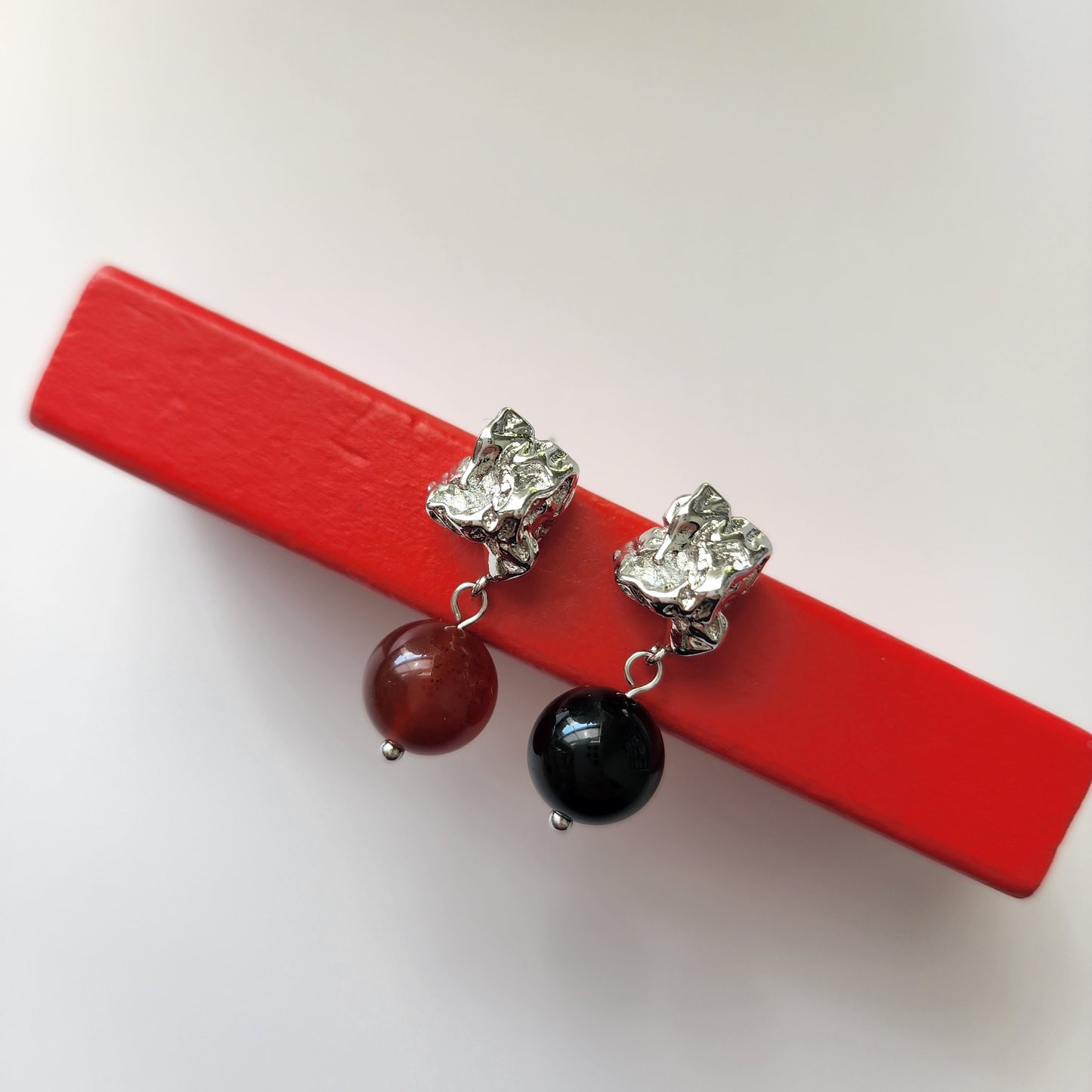 Red and black agate earring, natural agate drop earring, lava earring, gold vermeil earring, gift for her