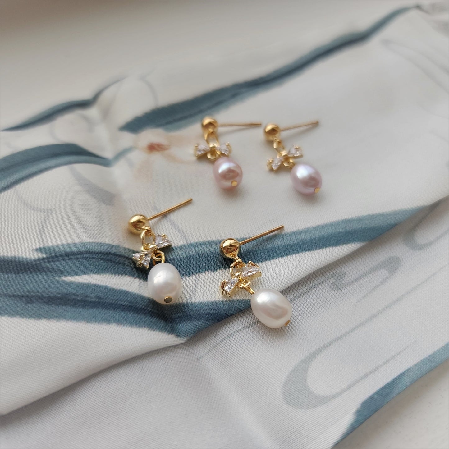 Pearl drop earrings, cute pearl dangle earrings, mini bow pearl earrings, gold earrings, gift for her