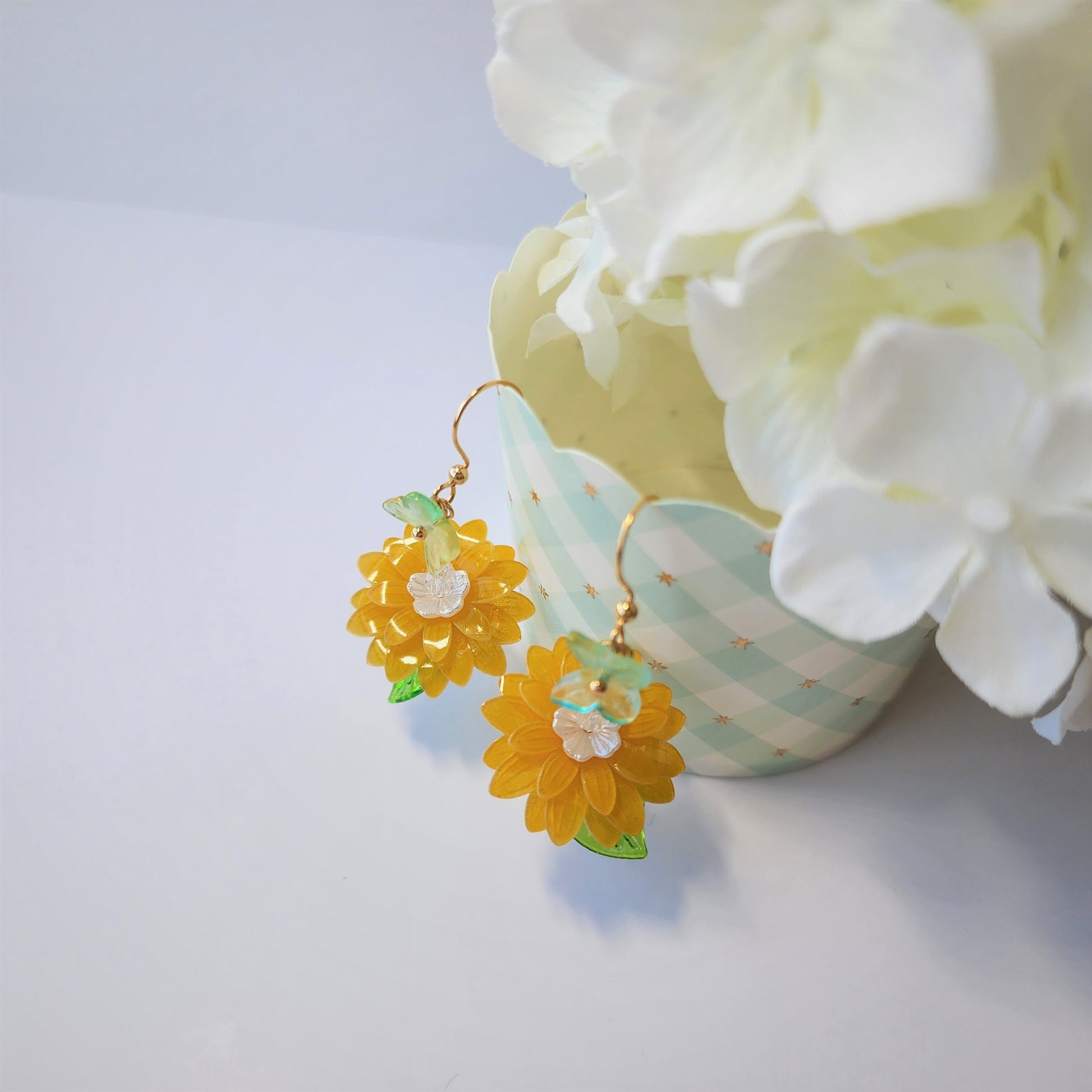 Chamomile dangle earrings, Chrysanthemum flower and butterfly earrings, gift for her