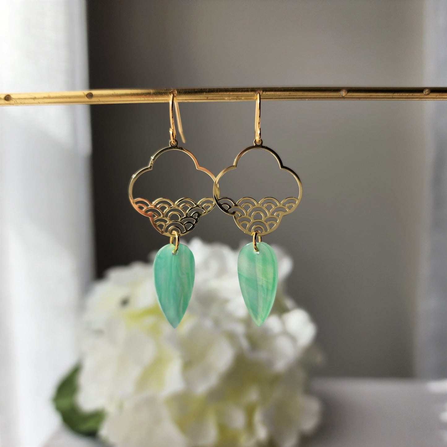 Han dynasty style leaf earrings, gold leaf dangle earrings, gift for her