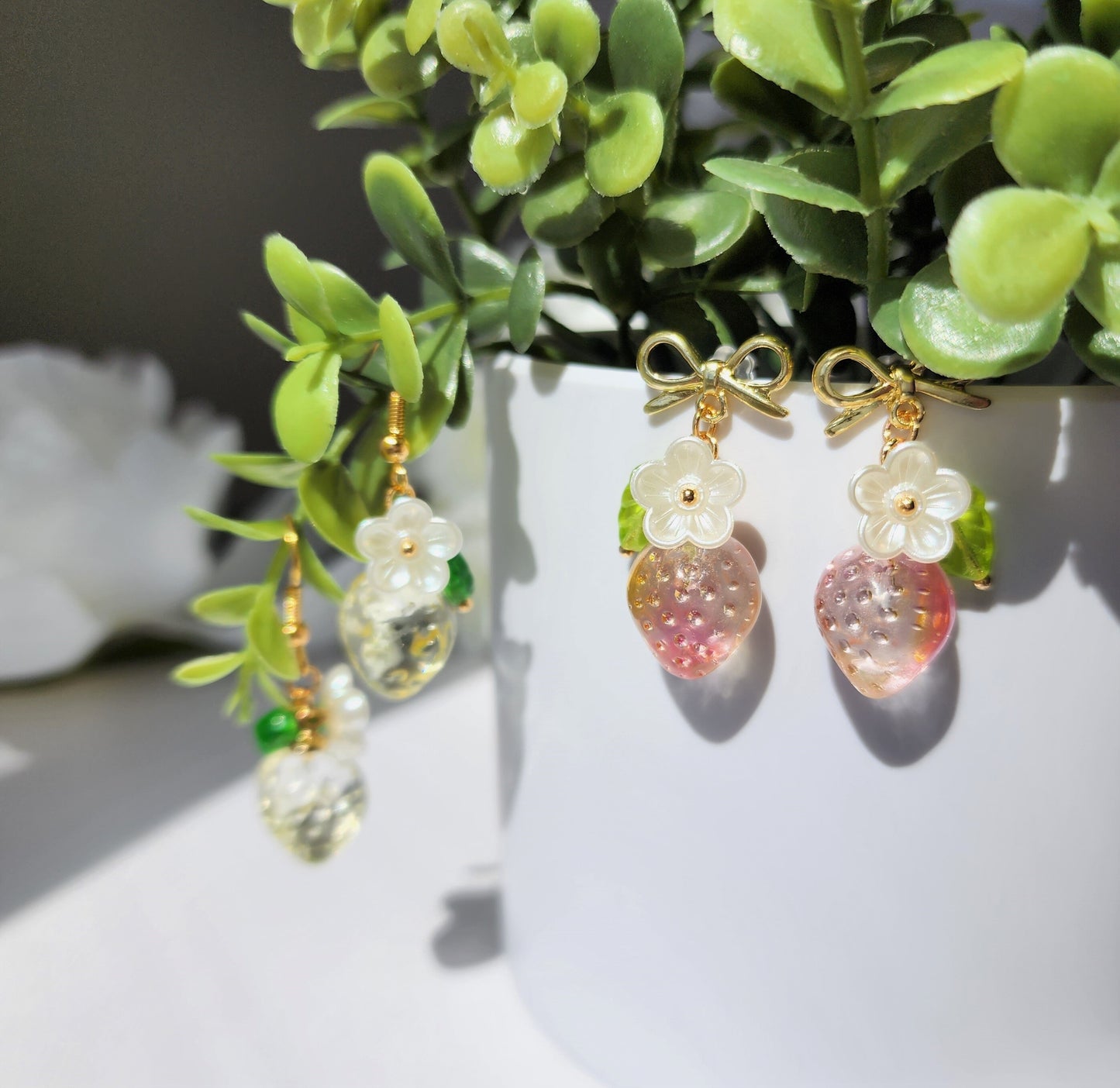 Strawberry earrings, Big glass strawberry dangle earrings, Fruit earrings, Food earrings