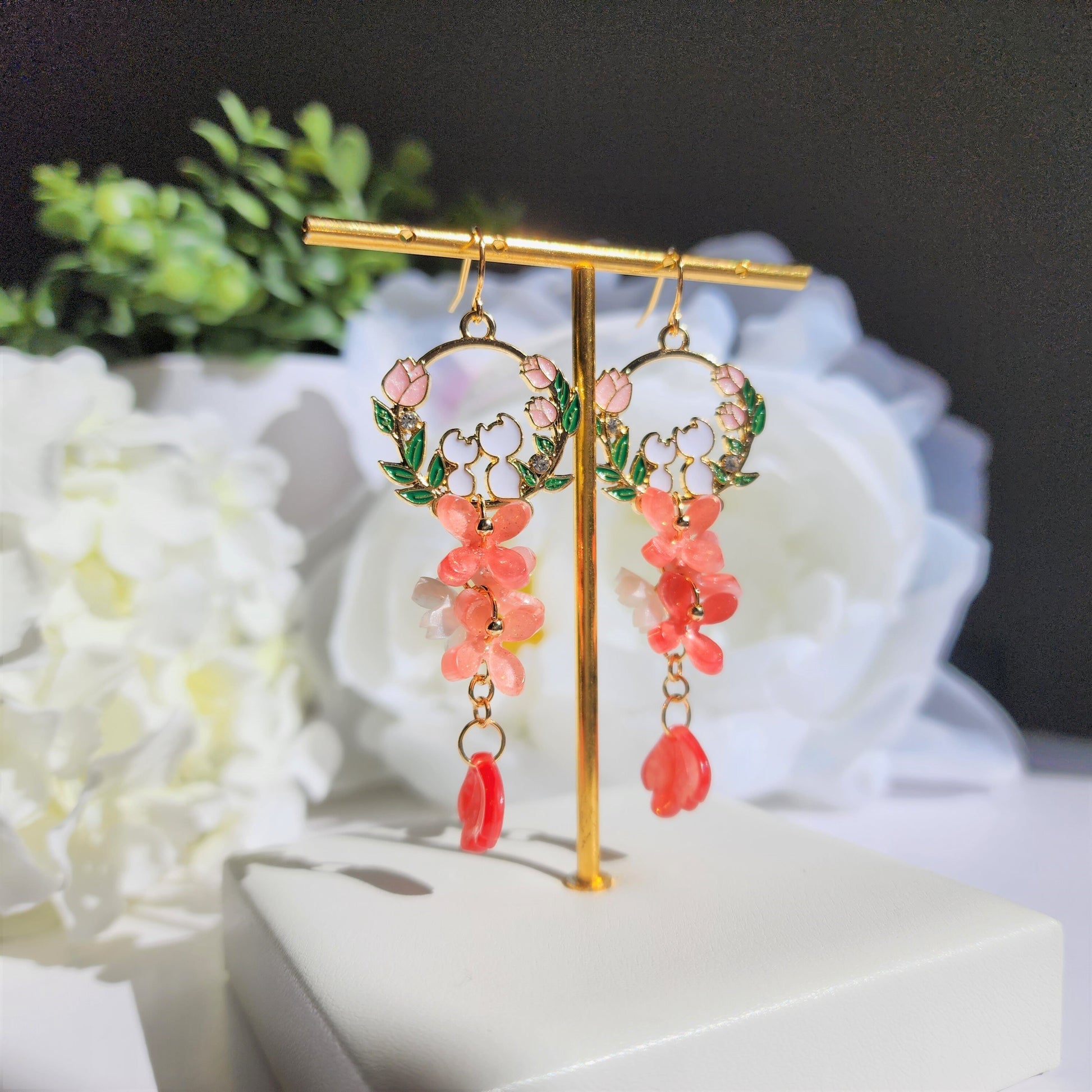 Kitty with Sakura floral earrings, Japanese dainty cat flower dangle earrings, Sakura blossom earrings, gift for her